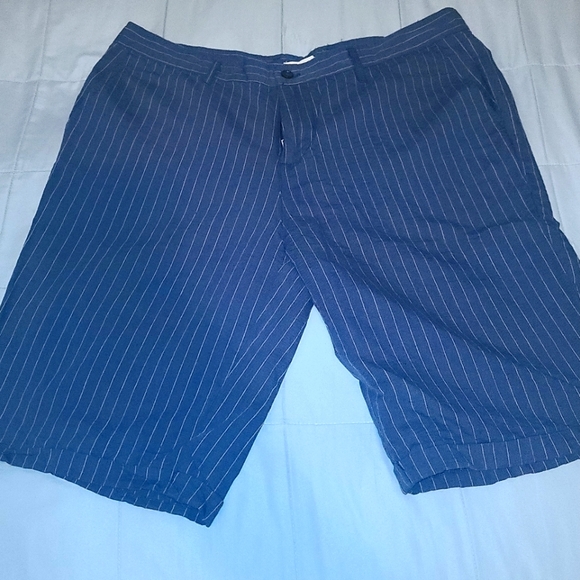 Casual shorts - Picture 1 of 3